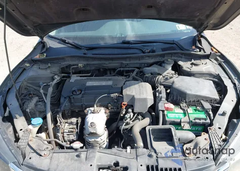 2013 Honda Accord Lx z USA, uszkodzony, nr VIN 1HGCR2F33DA014363